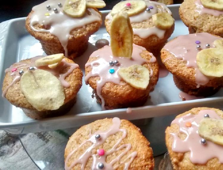 Muffins vegano de banana y coco sin huevos, sin leche...