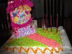 Torta de cumpleaños para una niña de 4 años