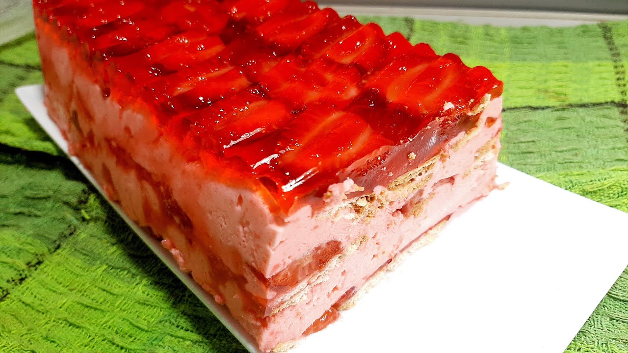 Carlota de frutillas sin horno y muy facil