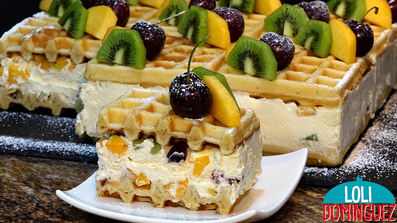 Tarta de waffles con fruta de temporada