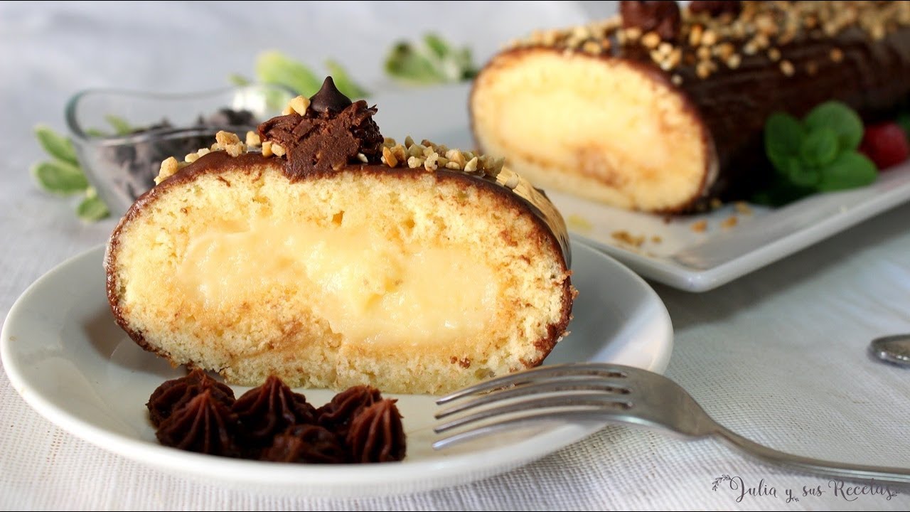 Brazo de crema y chocolate. El postre perfecto para cualquier ocasión